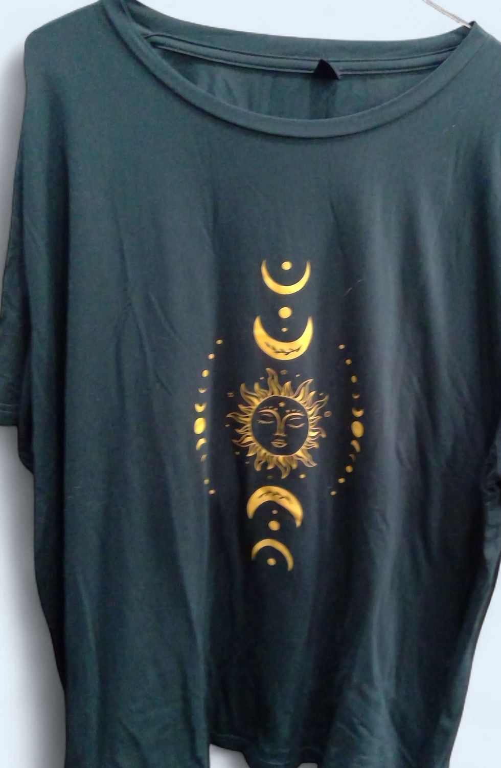 Shein CurveDark Green Yellow Graphic Smiling Sun Moon Size 3xl Shein CurveDark Green Yellow Graphic Smiling Sun Moon Size 3xl