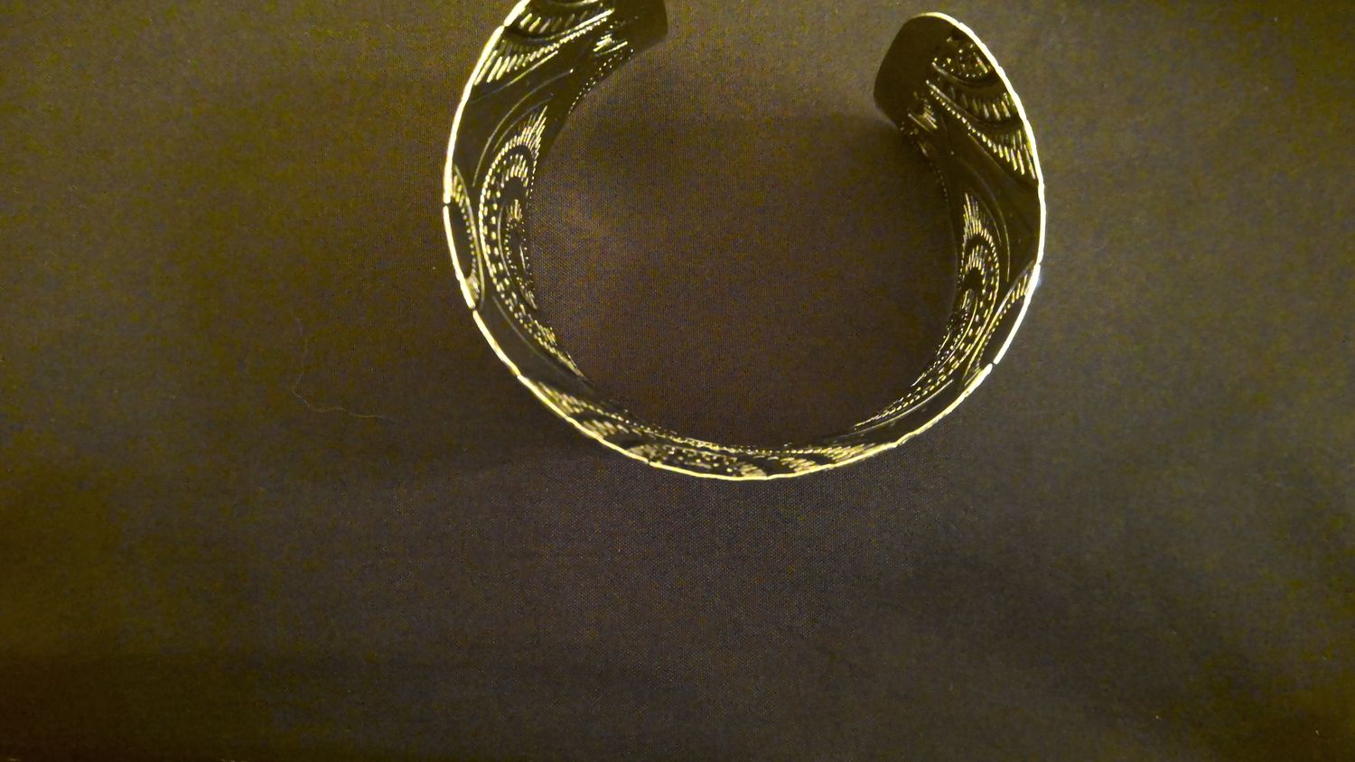 Silver Arm Cuffs Silver Arm Cuffs