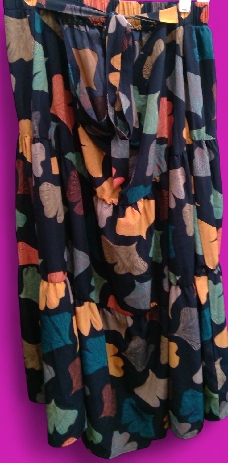 Earo Multitiered Maxi Skirt Ginko Leaf Print Size 4xl Earo Multitiered Maxi Skirt Ginko Leaf Print Size 4xl