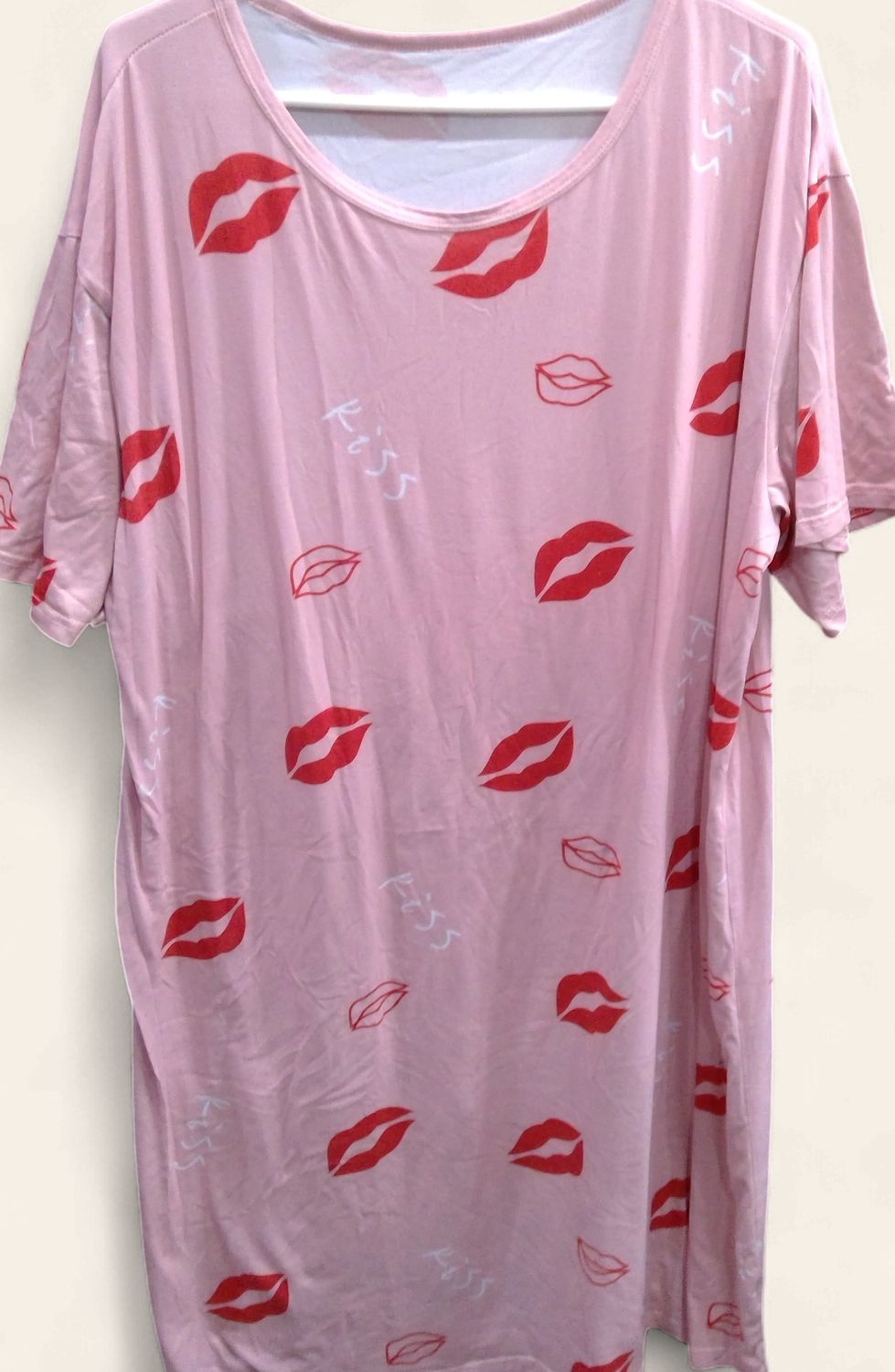 Cozy Light Pink Short Sleeve Sleep Shirt Red Lips Size 3xl