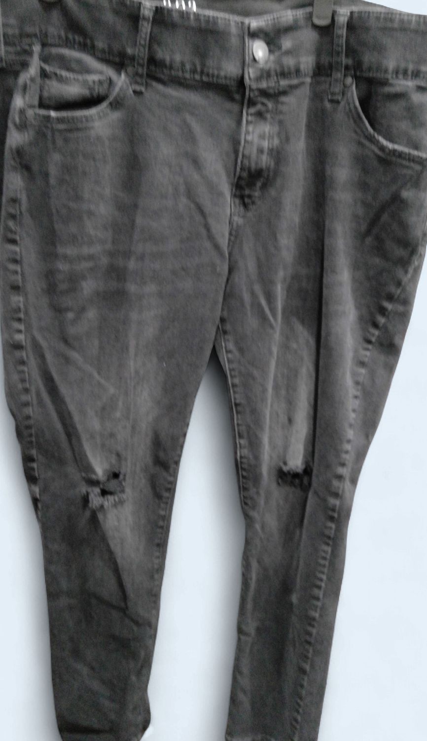 Ana BlackDistresses Jeans With Holes On Knees Size 20 w
