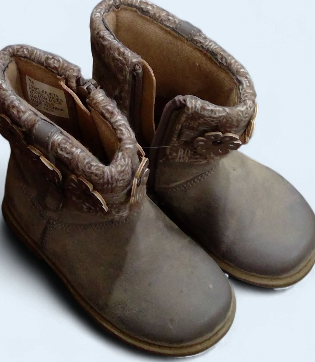 Brown Kids Boots With Flowers Size 7
