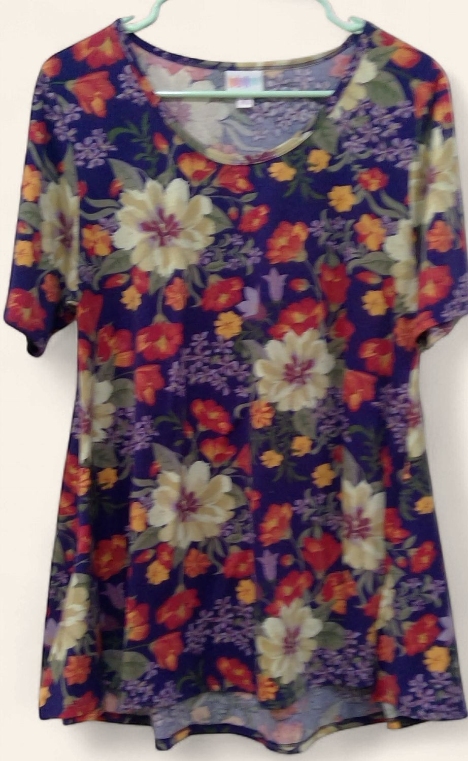 LuLaRoe Navy Blue Floral Short Sleeve Shirt Size m
