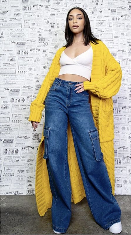 Queen Ariana Yellow Open Front Cable Knitted Pattern Heavy-weight Sweater