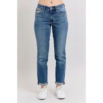 Mid Rise Vintage Wash Boyfriend fit