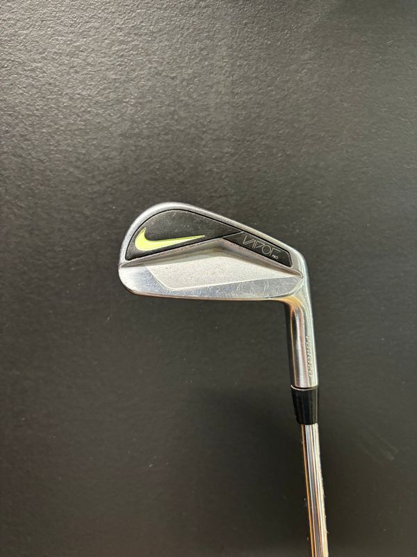 USED RH NIKE VAPOR PRO IRONS STIFF 3-PW