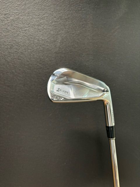 USED RH SRIXON ZXI 7 + ZXI 5 COMBO IRON SET
