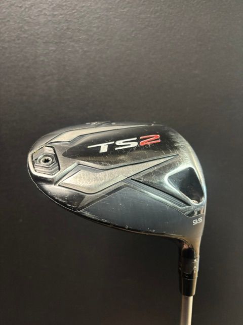 USED TITLEIST TS2 - 9.5° - STIFF FLEX - RH