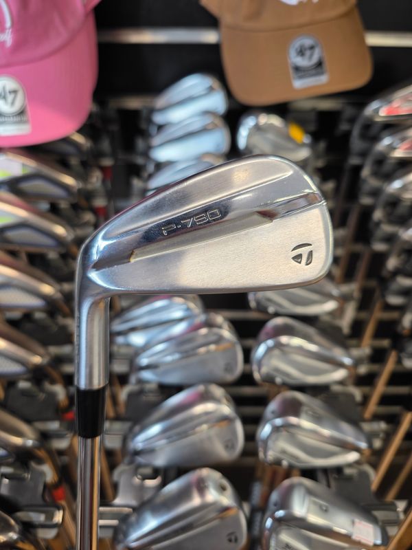 USED TAYLORMADE P790 IRONS LH STIFF 4-AW