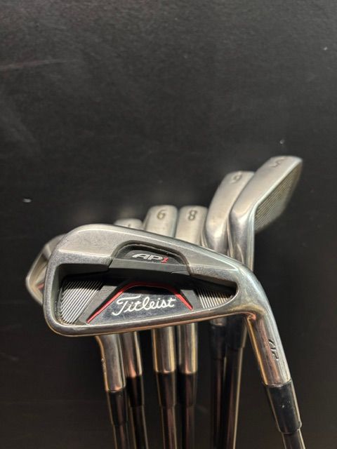 USED TITLEIST 712 AP1 GRAPHITE 5-W - RH -  A FLEX (SENIOR)