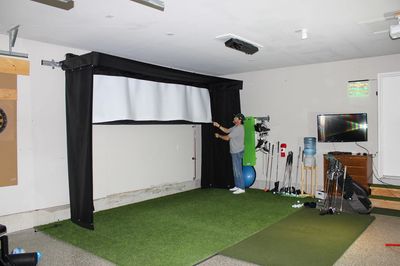 VANISH LITE HYBRID - RETRACTABLE GOLF ENCLOSURE
