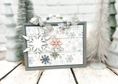 Snowflake Framed Shiplap Board