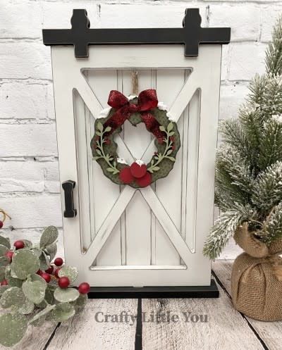 O Christmas Wreath Change-Out