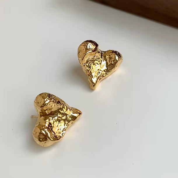 Vintage Mini Heart Studs