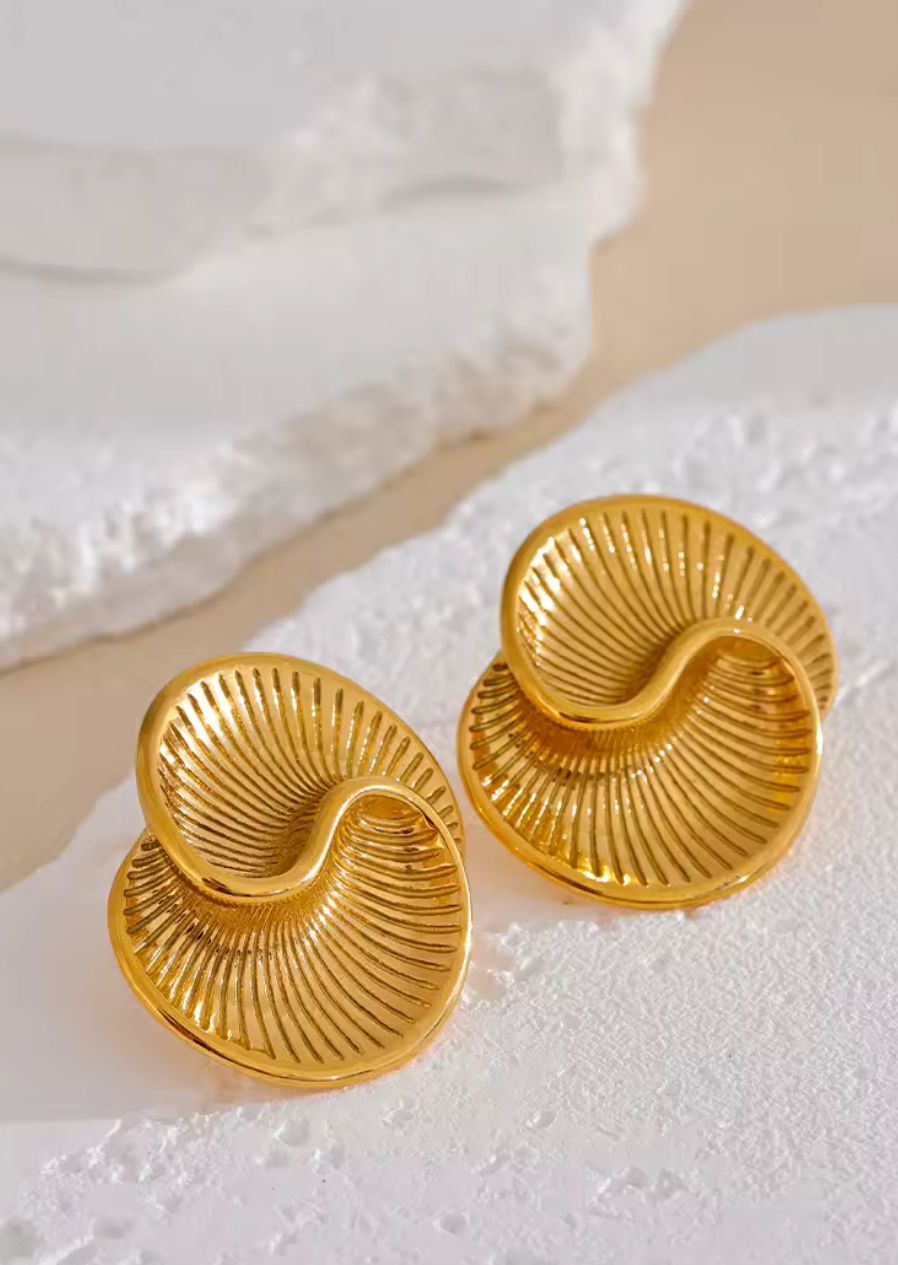 Nautilus Studs