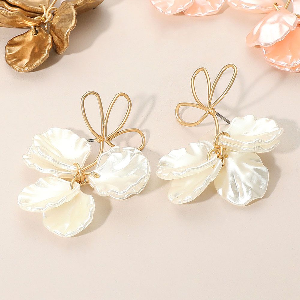 Milkflower Earrings