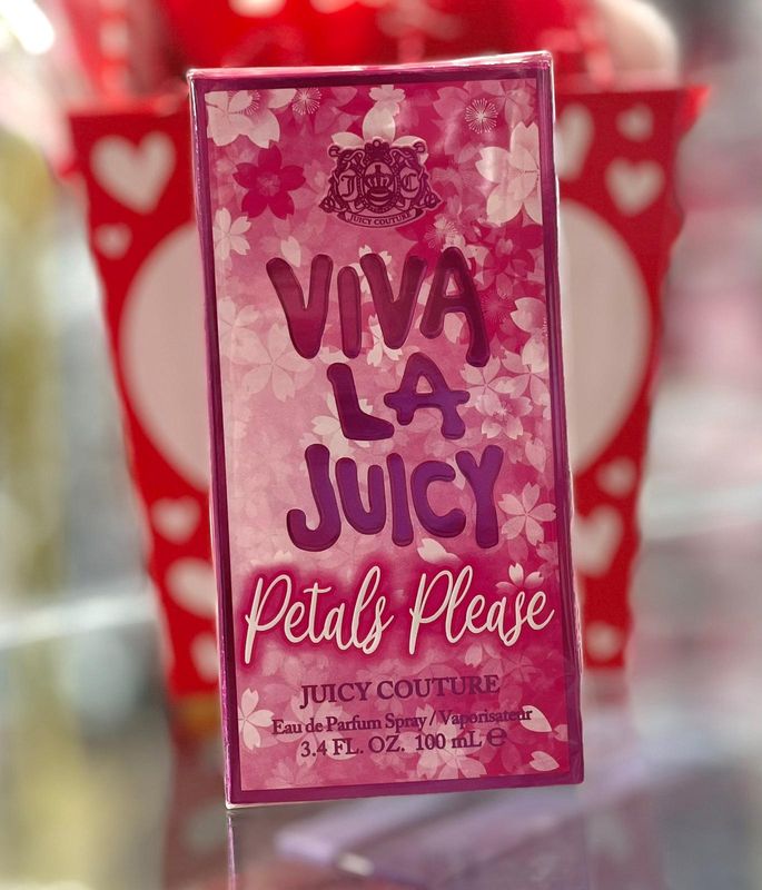 VIVA LA JUICY PETALS PLEASE