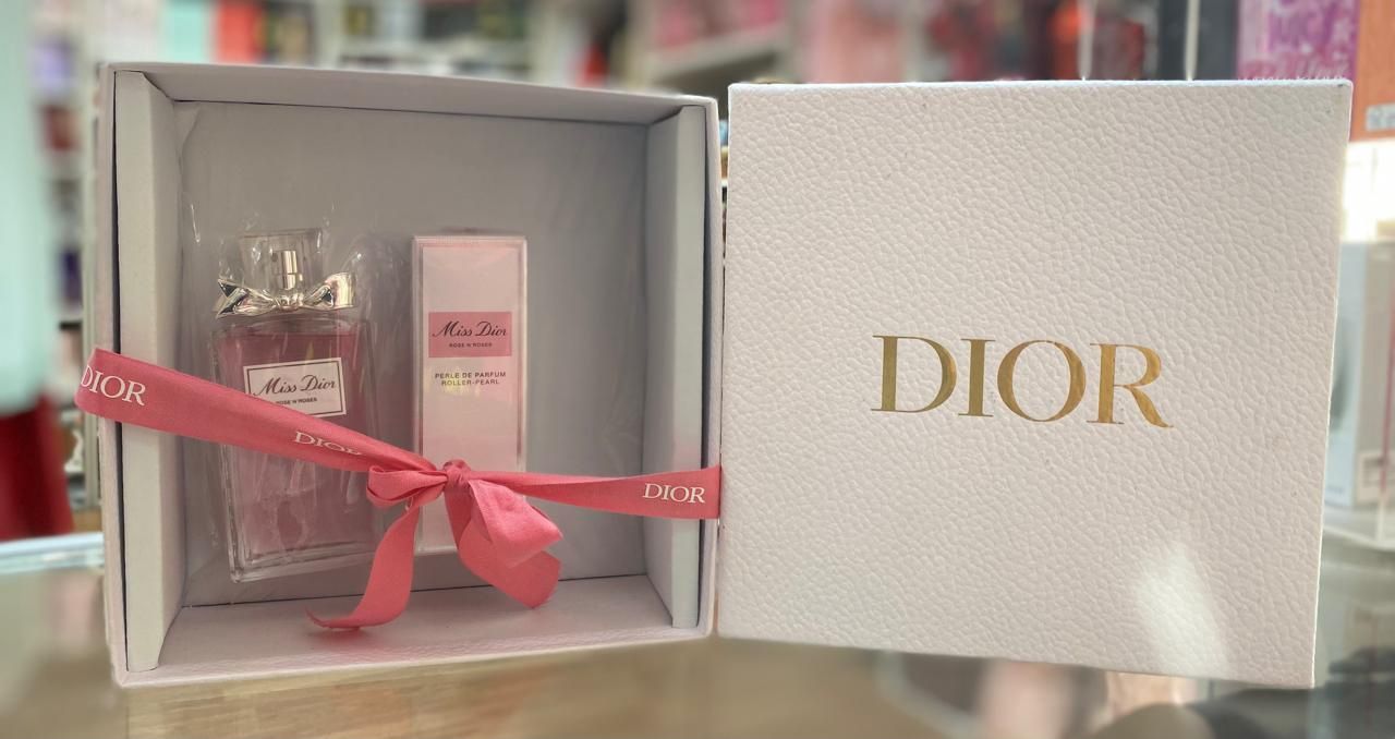 SET DIOR