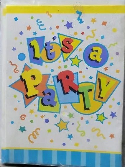 8 It&#39;s a Party Invitations