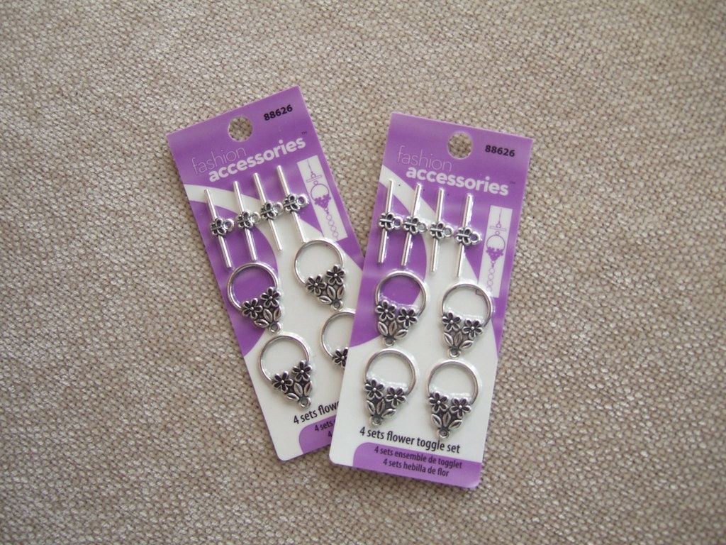 4pcs Set Flower Toggle Set