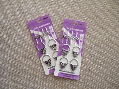 4pcs Set Flower Toggle Set