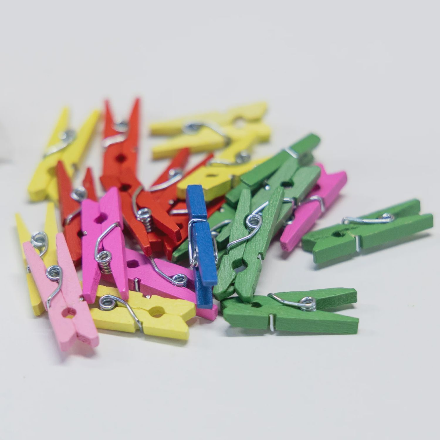 50pcs Mini Colored Clothes Pin