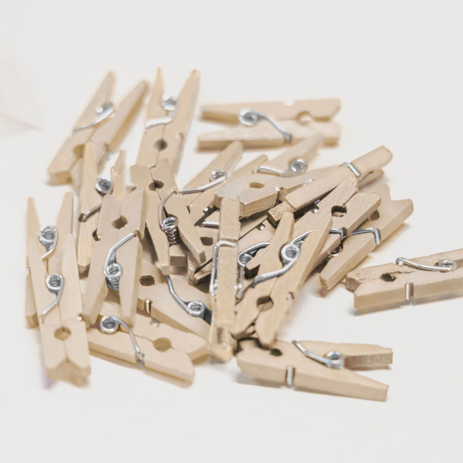 50pcs Mini Natural Color Clothes Pin