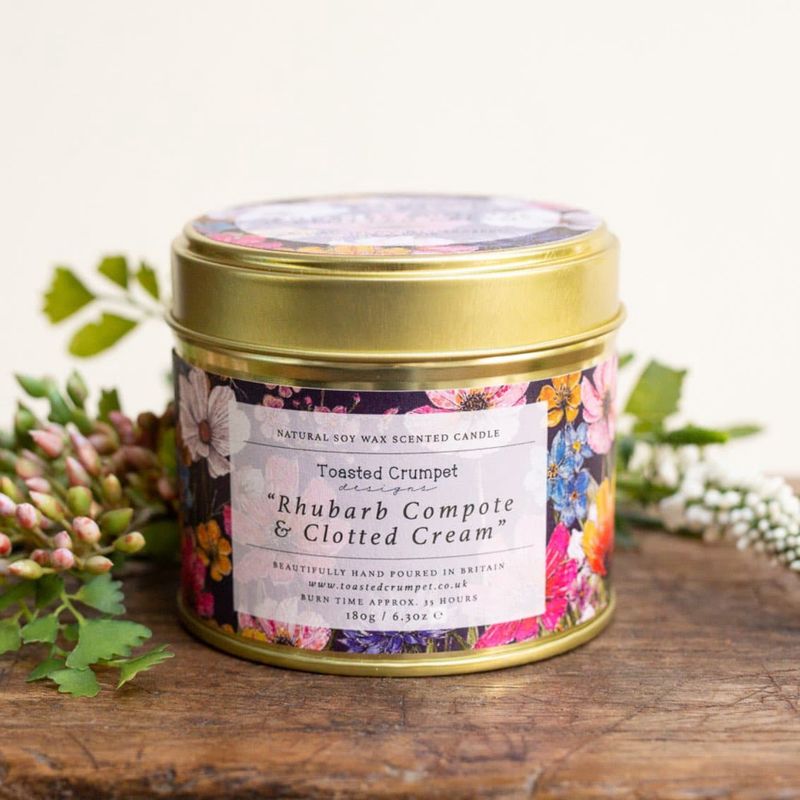 Candle in matte gold tin
