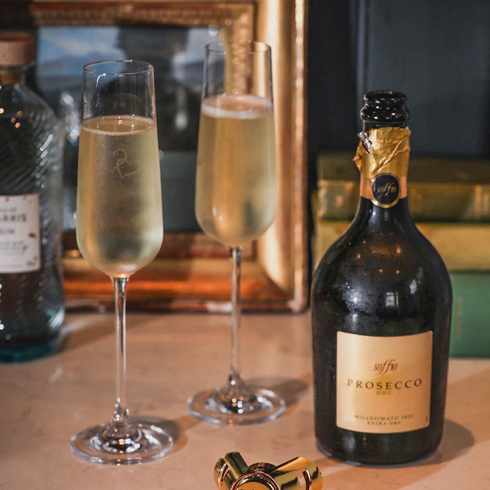 Champagne Flutes, type: Hearts