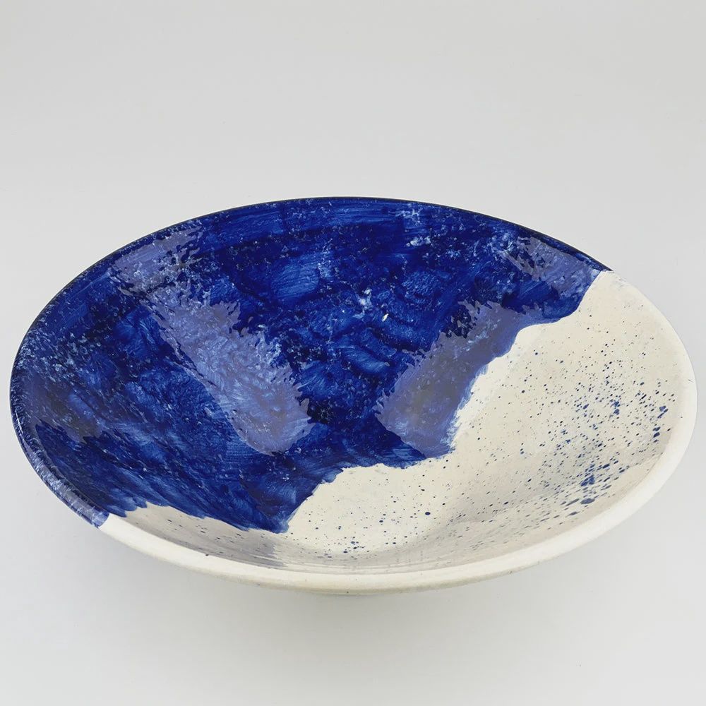 Large Ceramic Serving Bowl, type: Wave