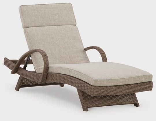 Beachcroft Chaise Lounge