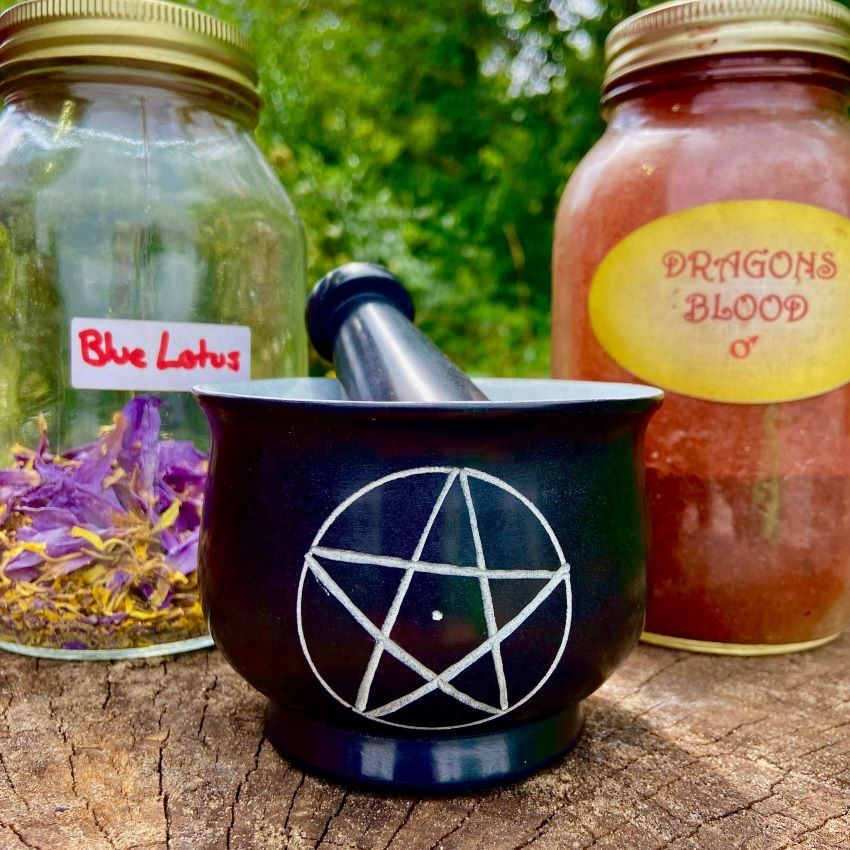 Pentacle Carved Mortar &amp; Pestle Black Stone 4in x 3in