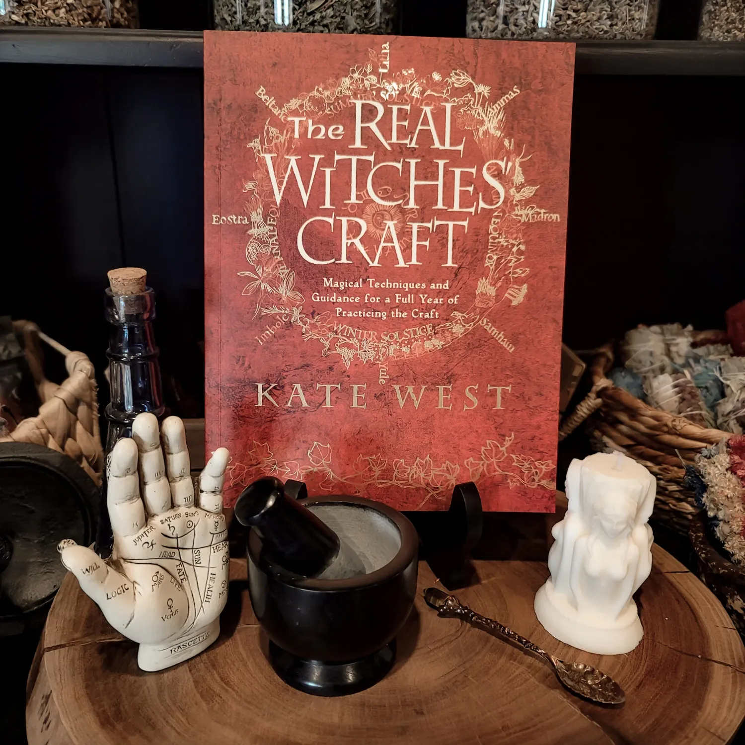 The Real Witches&#39; Craft: Magical Techniques and Guidance for a Full Year of Practicing the Craft