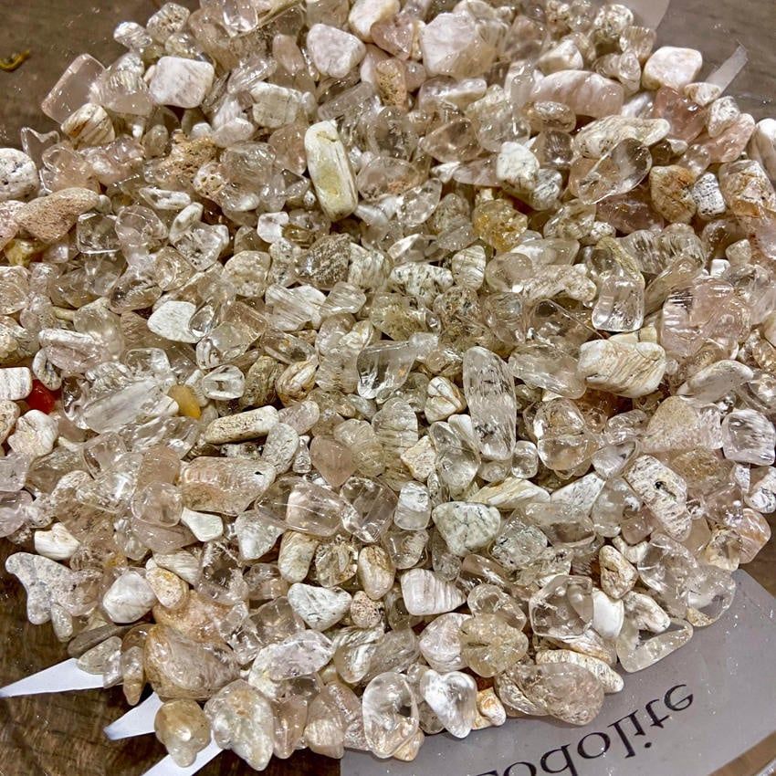 Lodolite Quartz Chips 1oz (Crystal Chip Bar)