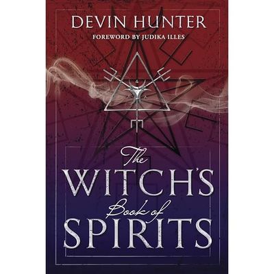 The Witch&#39;s Book of Spirits