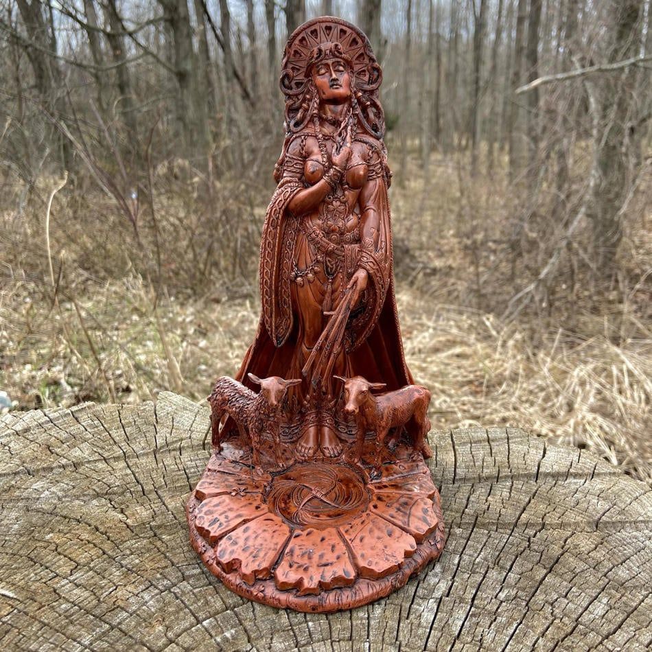 Celtic Goddess Brigid C_4 (11023)