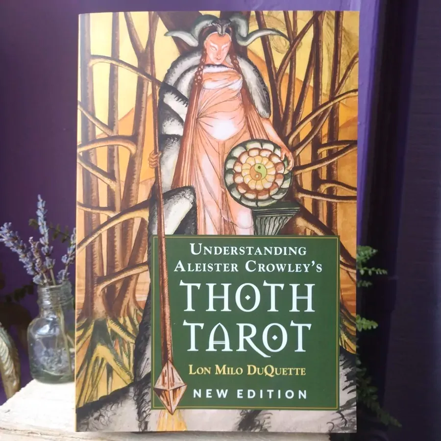 Understanding Aleister Crowley&#39;s Thoth Tarot