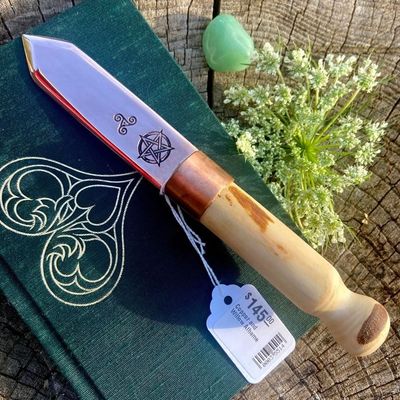 Copper and Willow Athame With Pentacle