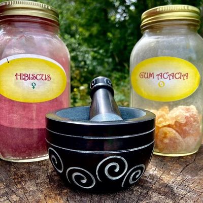 Spiral Soap Stone Mortar &amp; Pestle Black