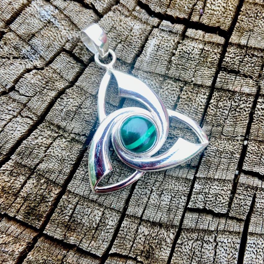 Sterling Silver Triquetra Pendant With Malachite