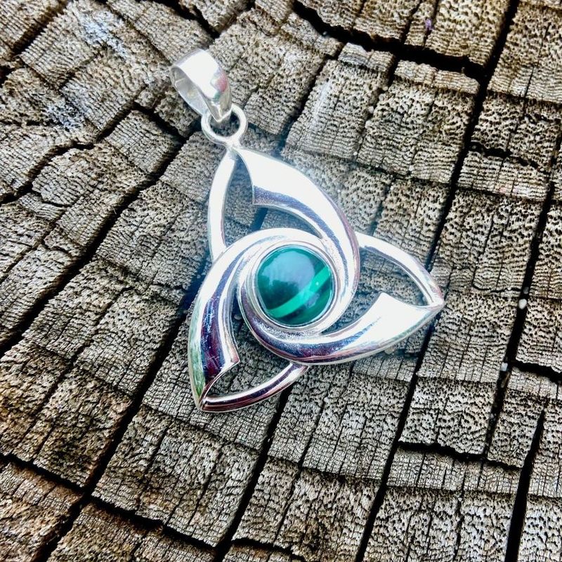 Sterling Silver Triquetra Pendant With Malachite