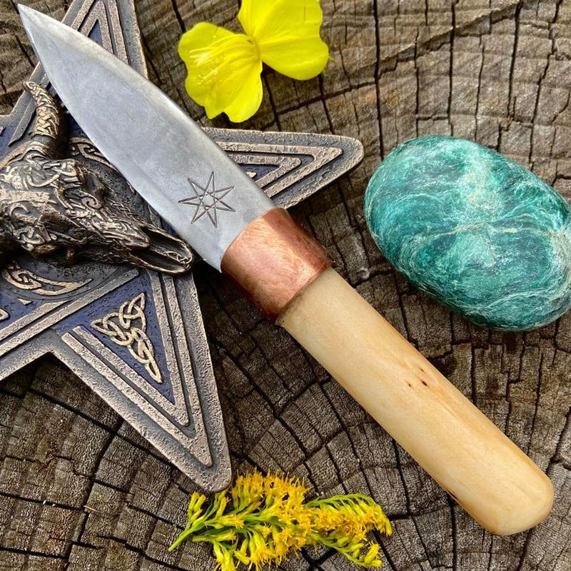 Cunning Craft Iron Athame Fairy Star with Willow Handle