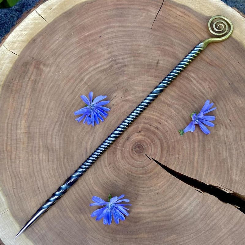Artisan Iron Wand with Spiral Brass Plated
