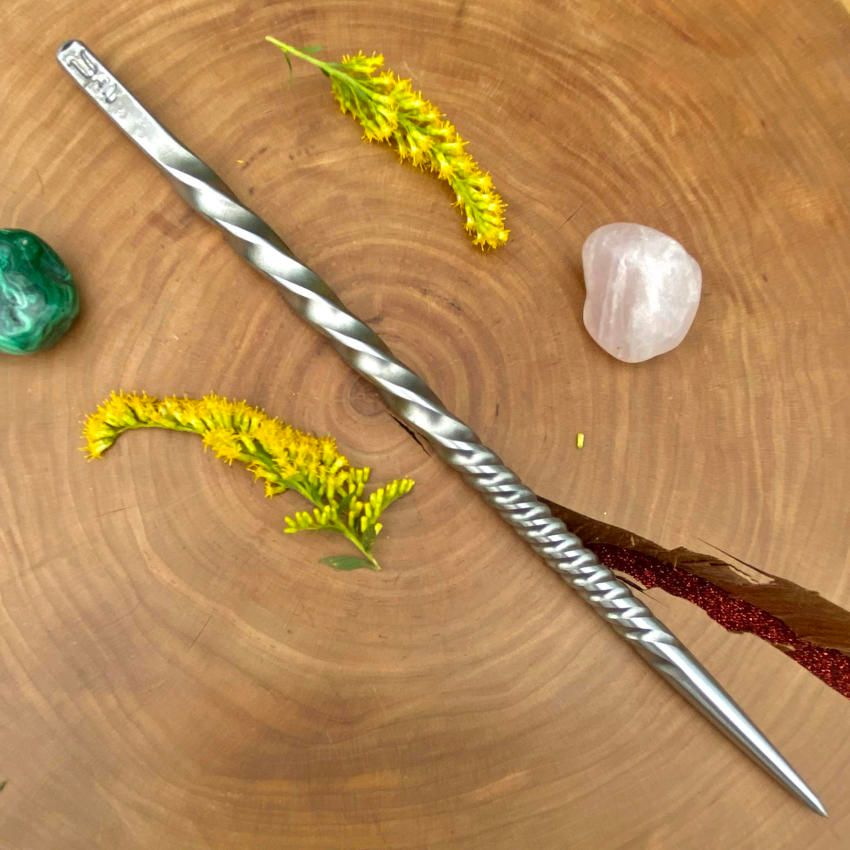 Cunning Craft Iron Wand with single twist 2