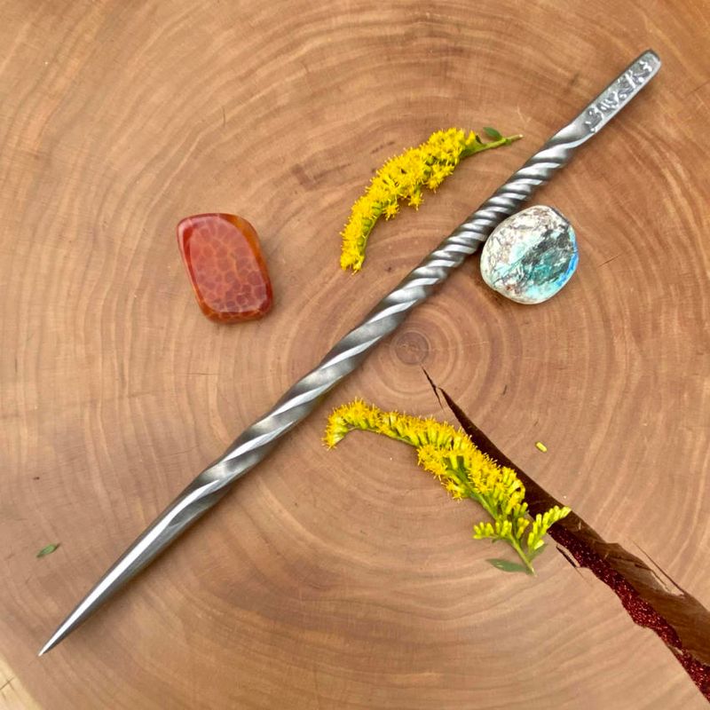 Cunning Craft Iron Wand with single twist 3