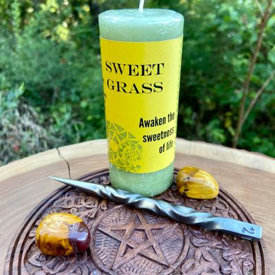 Sweet Grass Pillar (Awaken the Sweetness)