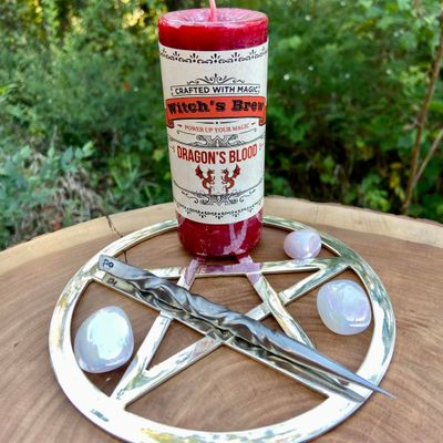 Witch&#39;s Brew Dragon&#39;s Blood (power up your spell)