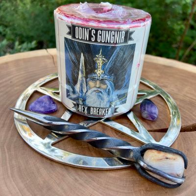 Crone And The Wise Cat Odin&#39;s Gungnir Hex Breaker