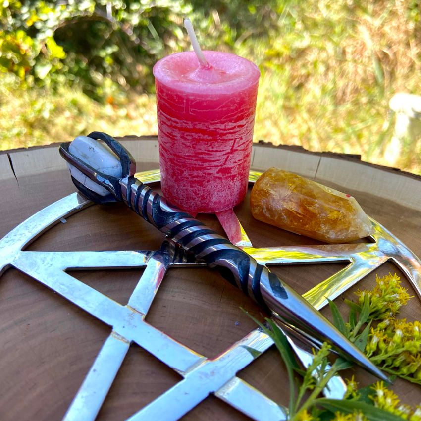 Blessed Herbal Love&#39;s Enchantment Votive (Pink / Lemon Grass, Jasmine, &amp; Orange Blossom)