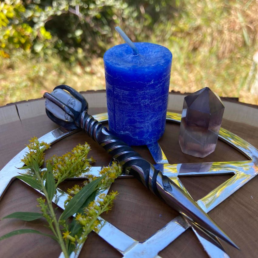 Blessed Herbal Truth &amp; Justice Votive (Dark Blue / Sandalwood &amp; Jasmine)